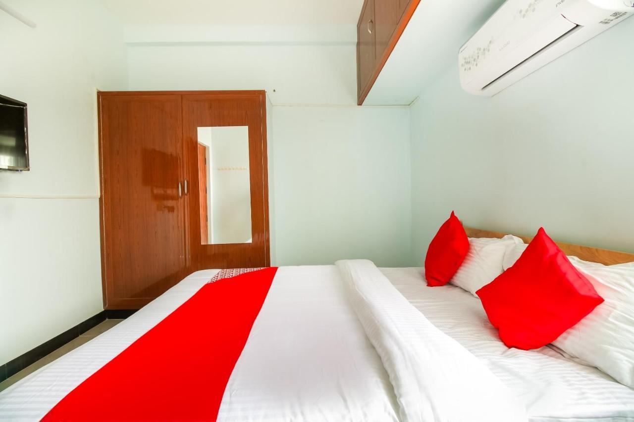 Oyo 71549 Shri Sai Apartments Mettuppālaiyam エクステリア 写真