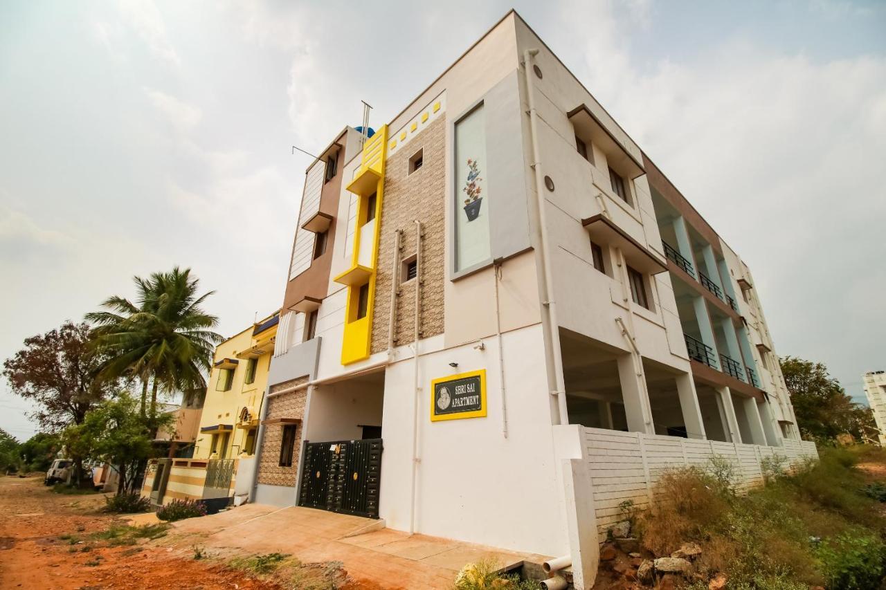 Oyo 71549 Shri Sai Apartments Mettuppālaiyam エクステリア 写真